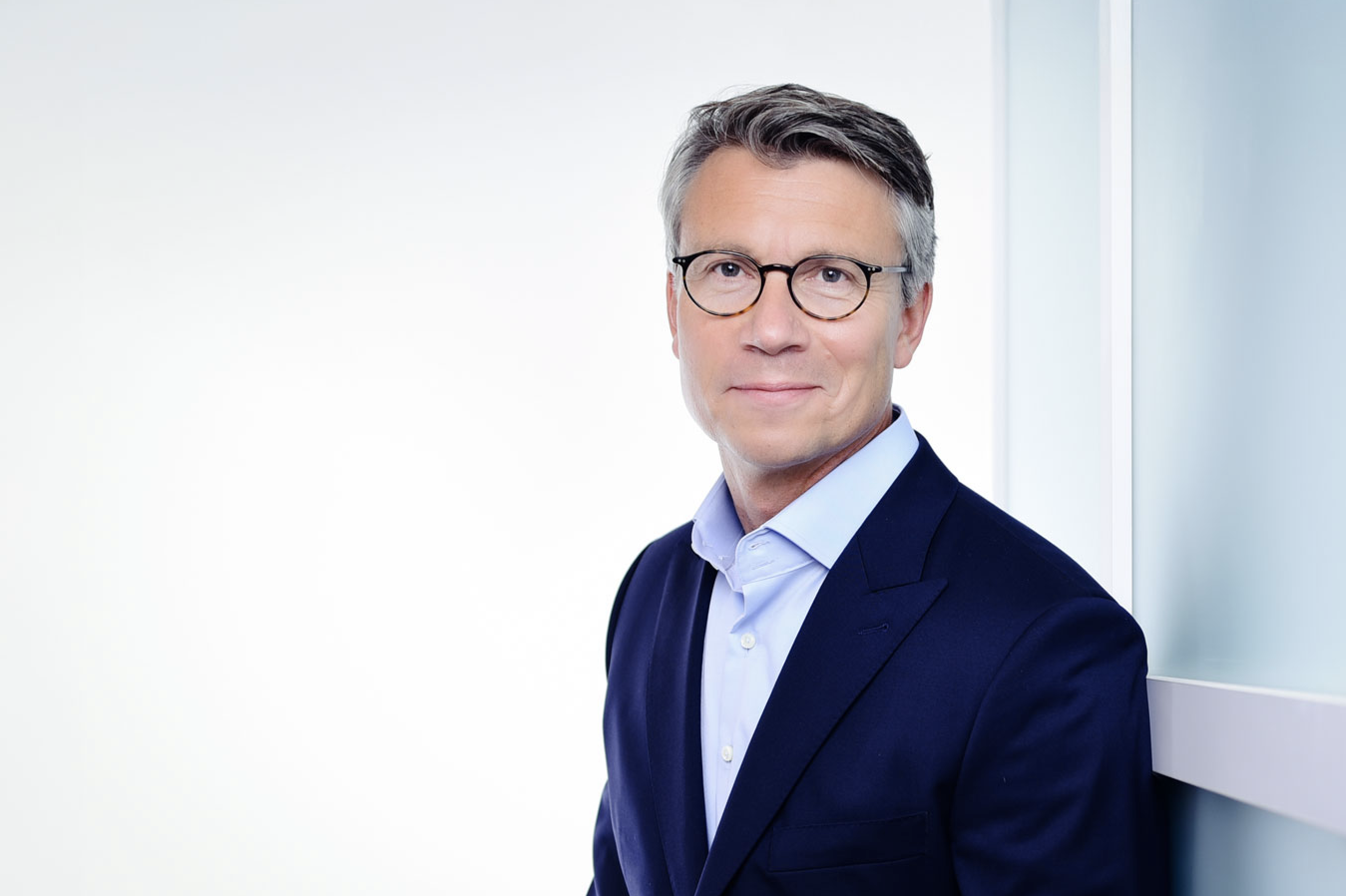 „Das High-Speed-Glasfasernetz soll dazu beitragen, die Digitalisierung in Behörden, Unternehmen und Bildungseinrichtungen voranzutreiben.“